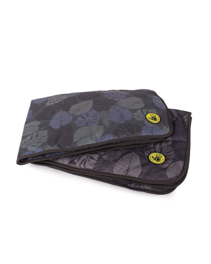Sun & Sand Waterproof Throw - Tropical Black